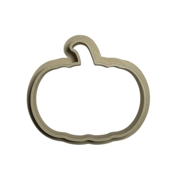 🍪3/$12 SALE🍪 Pumpkin Halloween Cookie Cutter - Picture 1 of 3